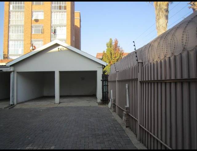 2 BEDROOM PROPERTY TO RENT IN SUNNYSIDE
